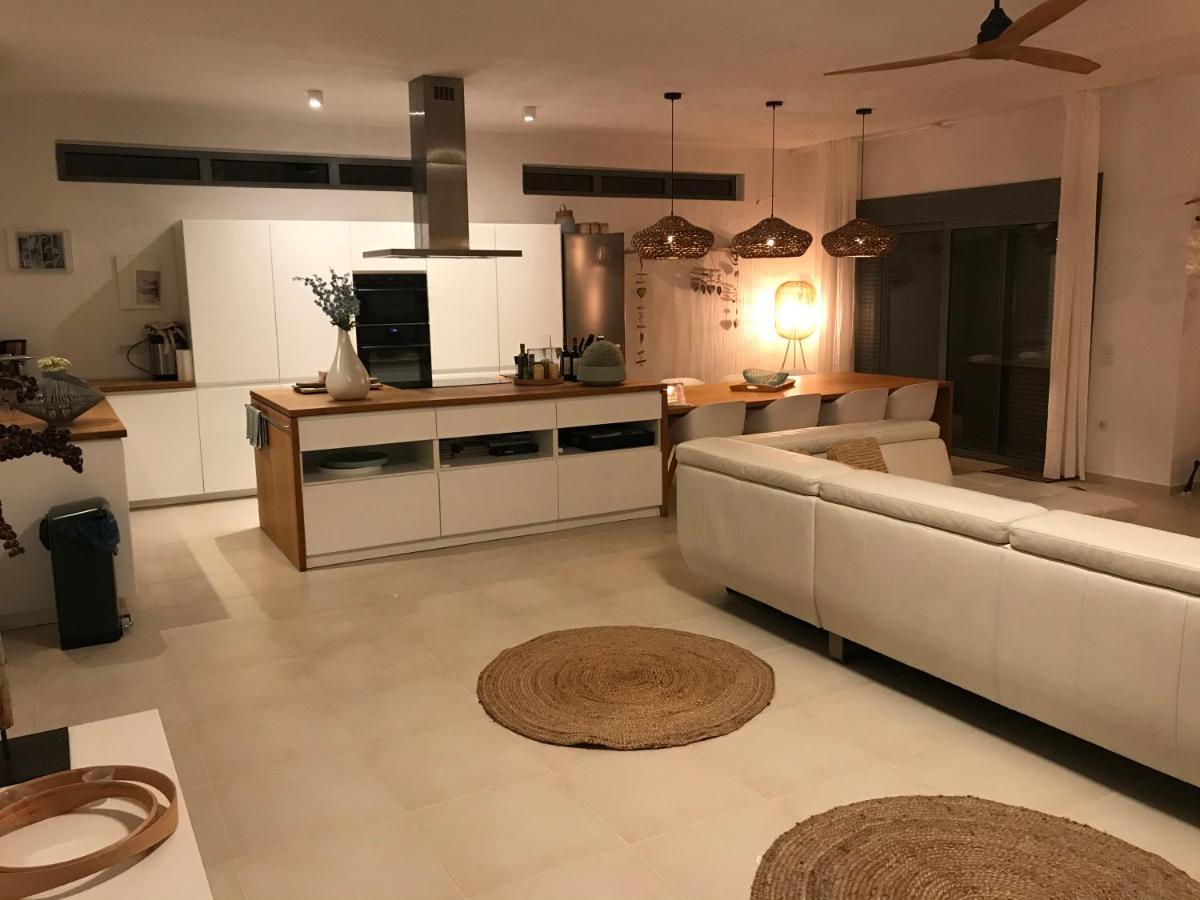 Villa Estee, Luxury Villa With Private Infinity Pool And Jacuzzi Elounda Exterior foto